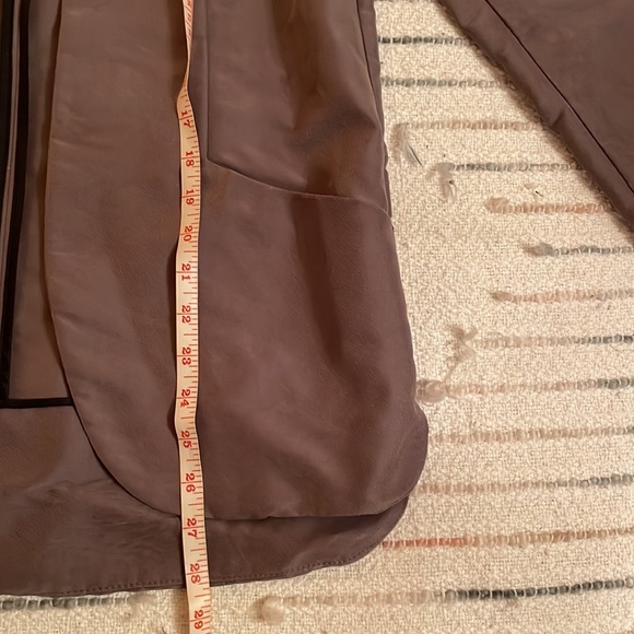 Taupe blazer - Size 6 - Picture 4 of 8